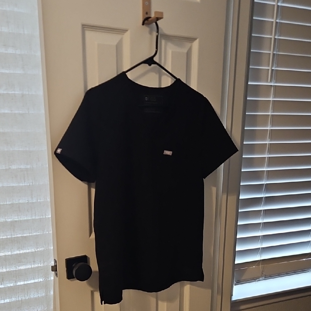 Figs Short Sleeve Black Tee